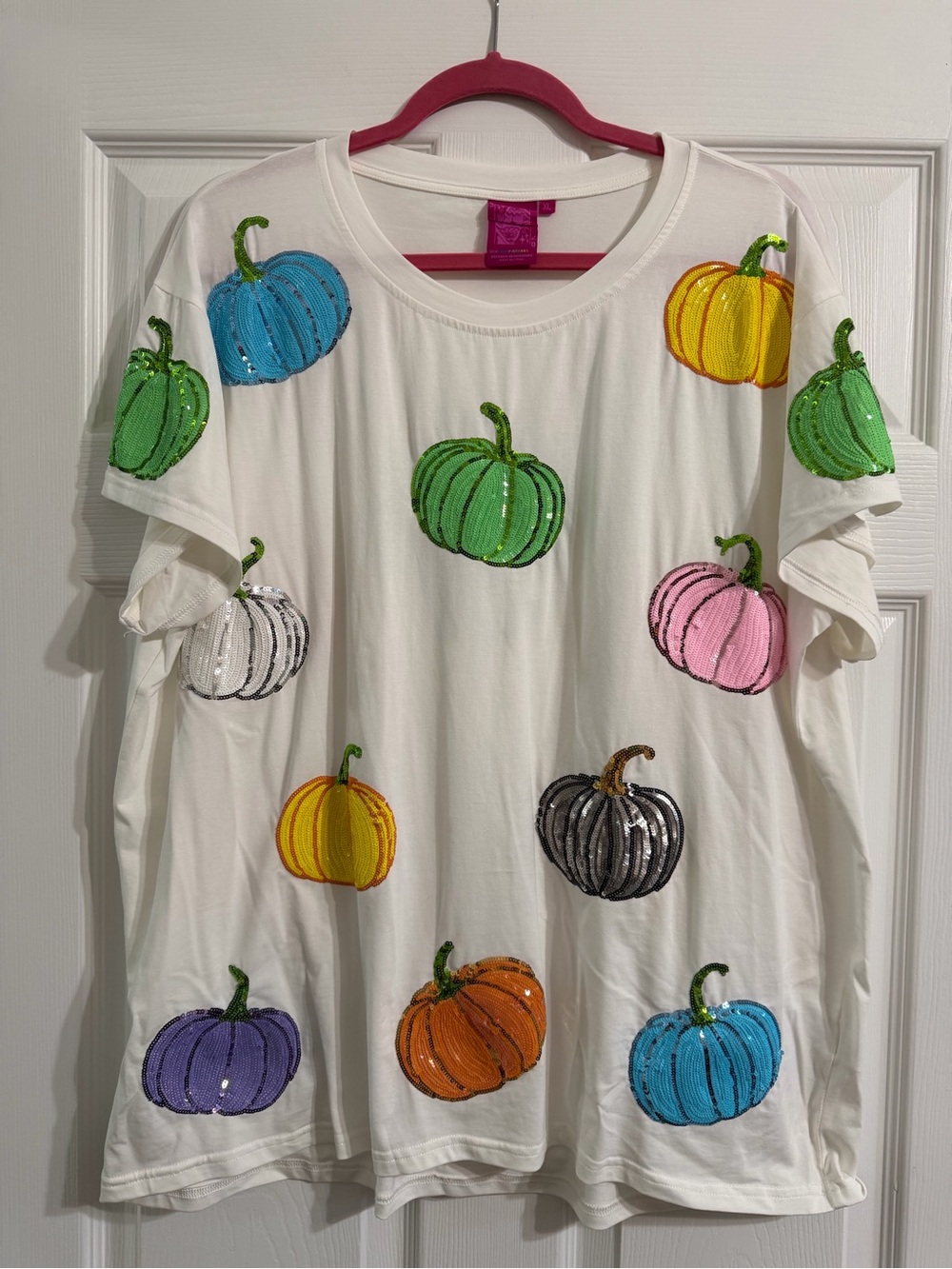 QUEEN OF SPARKLES White Tee with Multicolored Sequin Pumpkins